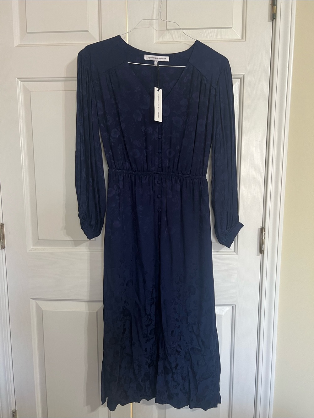 cupcakes & cashmere Navy Long Sleeve Midi Dress